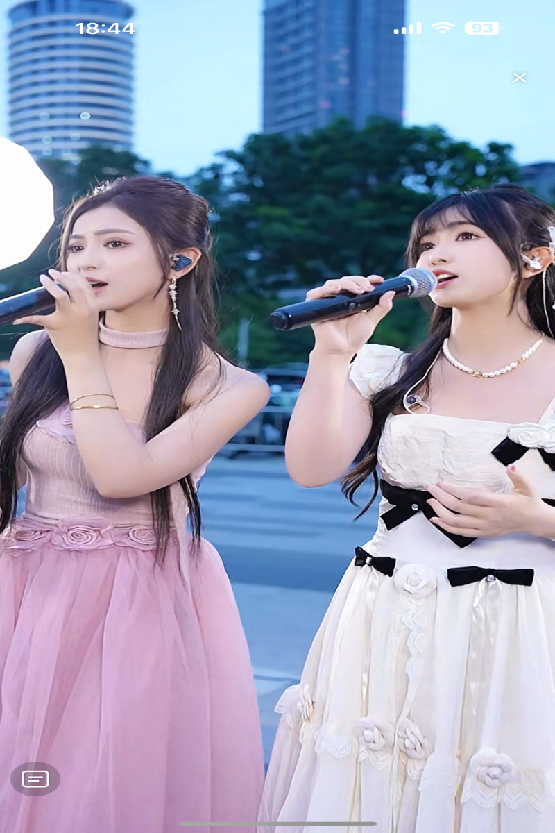 双小吱