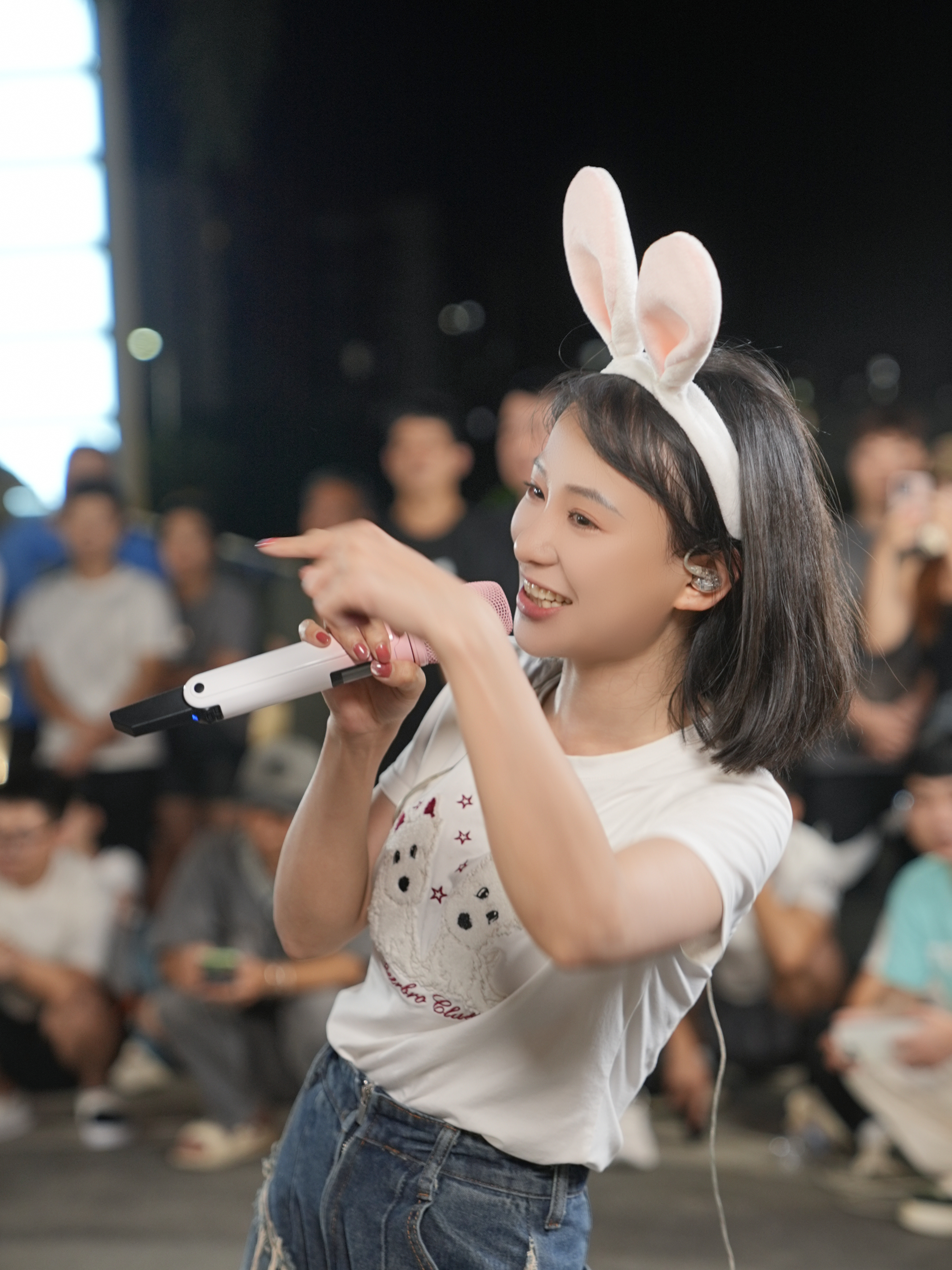 小啊七